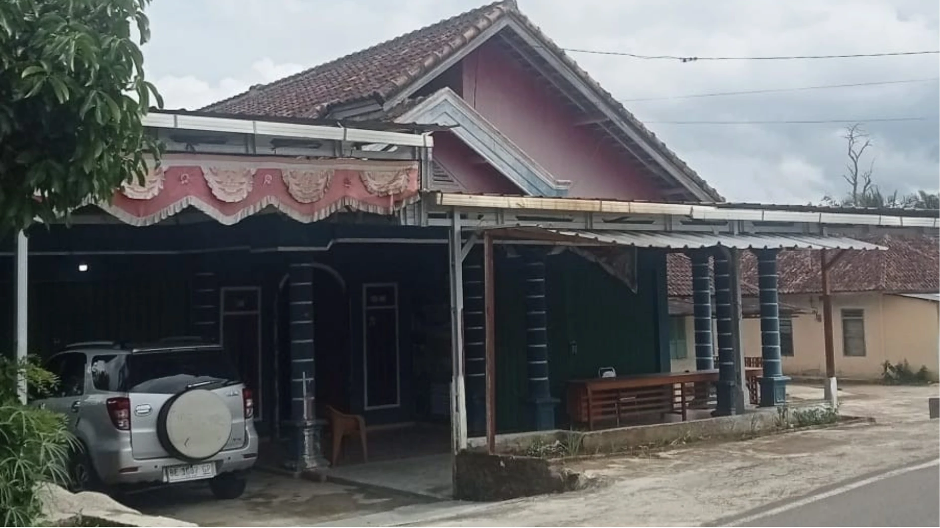 Gudang Banding Agung